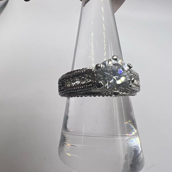 Size 9 Silver Tone and CZ Ring Engagement Wedding Ring - Picture 1 of 10